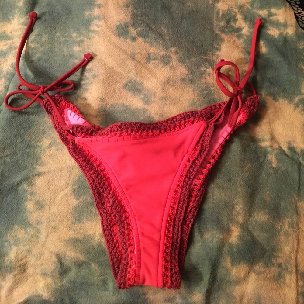 Crochet reversible bikini bottom